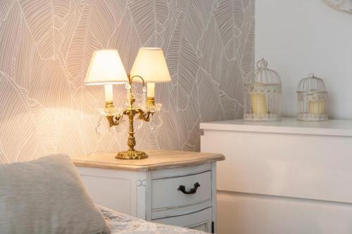 Chiado luxury 4 beds flat! Parking! Great WI-FI!