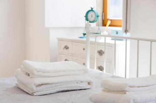 Chiado luxury 4 beds flat! Parking! Great WI-FI!