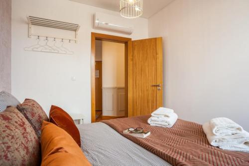Baixa most luminous 3 BDR flat!! Great WI-FI!
