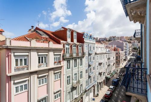 Baixa most luminous 3 BDR flat!! Great WI-FI!