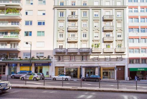 Amazing City Center 2 bdr flat! Great WI-FI!