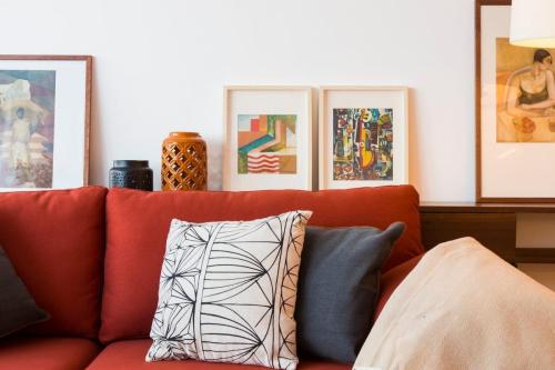 Amazing City Center 2 bdr flat! Great WI-FI!