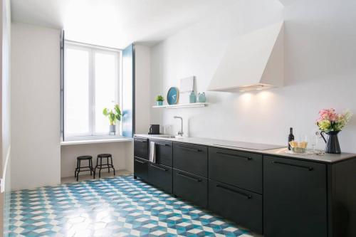 Awarded 3 bedrooms upscale flat@Chiado/Bairro Alto
