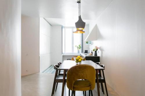Awarded 3 bedrooms upscale flat@Chiado/Bairro Alto