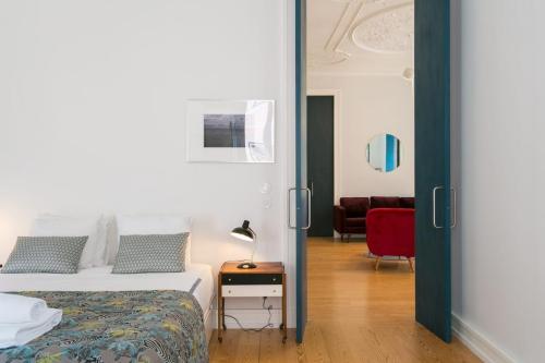 Awarded 3 bedrooms upscale flat@Chiado/Bairro Alto
