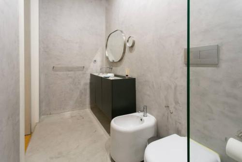 Awarded 3 bedrooms upscale flat@Chiado/Bairro Alto