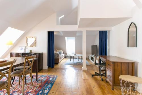Principe Real perfect light DUPLEX!! Great WI-FI!