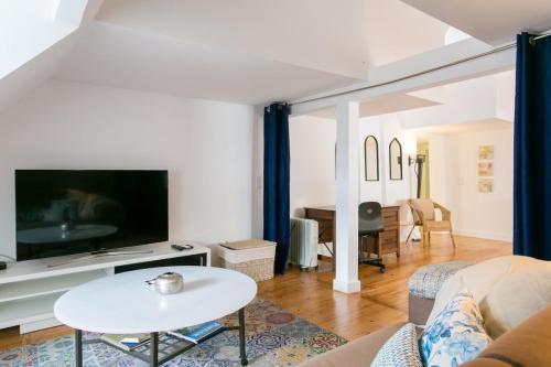 Principe Real perfect light DUPLEX!! Great WI-FI!