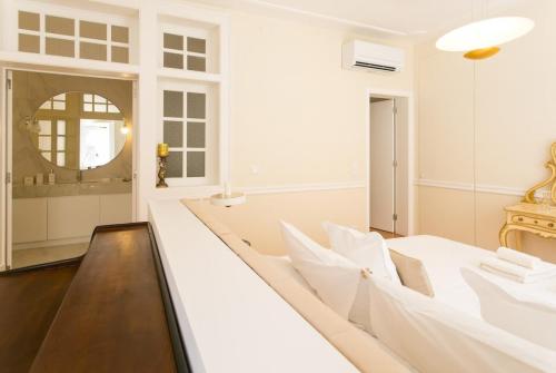 Chiado deluxe gem 4bdr amazing apartment!