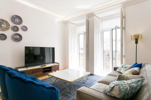 Lisbon luxury retreat! 2 suites!
