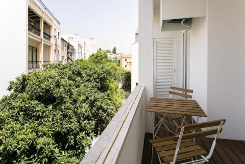 Lisbon luxury retreat! 2 suites!