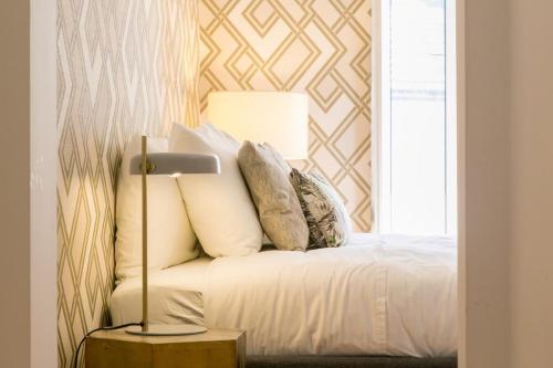 Lisbon luxury retreat! 2 suites!