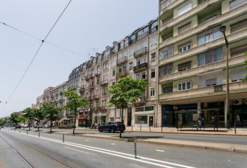 Lisbon luxury retreat! 2 suites!
