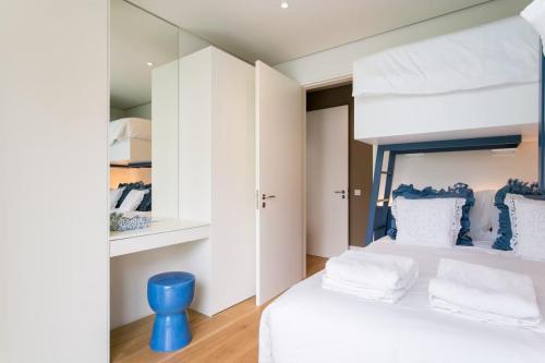 Luxury 2 bedrooms apartment in the Lisboa gardens!
