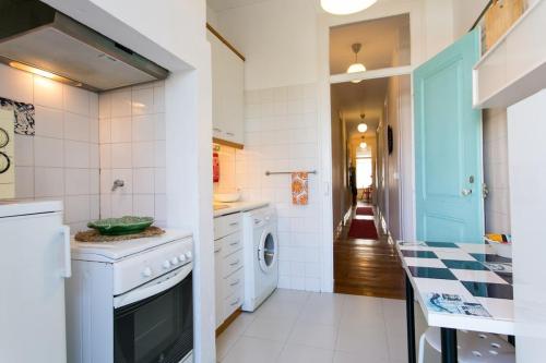 Principe Real Orange tree w/ view 3 bedrooms flat!