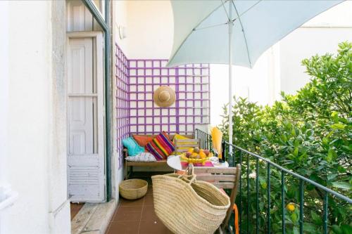Principe Real Orange tree w/ view 3 bedrooms flat!