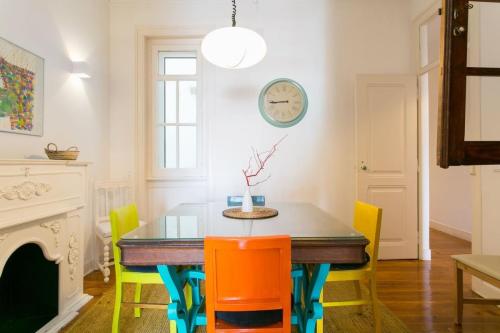 Principe Real cool and artistic 3 bedrooms flat!