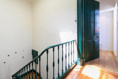 Principe Real Duplex w/balconies and RIVER views!