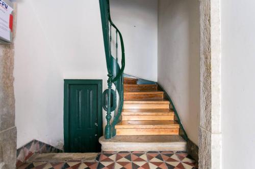 Principe Real Duplex w/balconies and RIVER views!