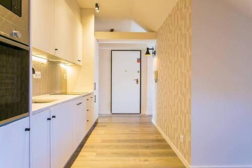 Baixa bright 2 bdr2 baths flat!
