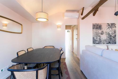 Baixa bright 2 bdr2 baths flat!