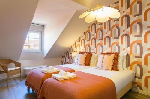 Baixa bright 2 bdr2 baths flat!