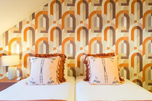 Baixa bright 2 bdr2 baths flat!