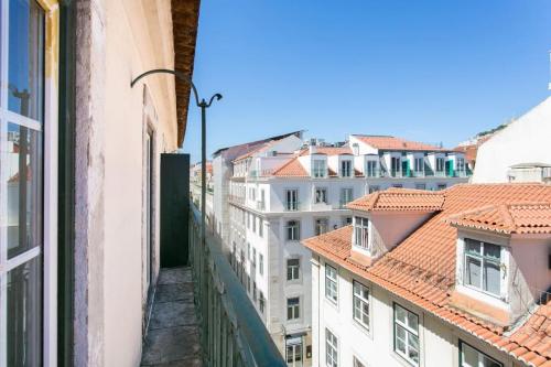 Baixa bright 2 bdr2 baths flat!