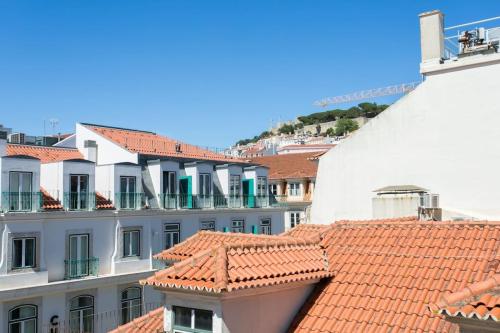 Baixa bright 2 bdr2 baths flat!