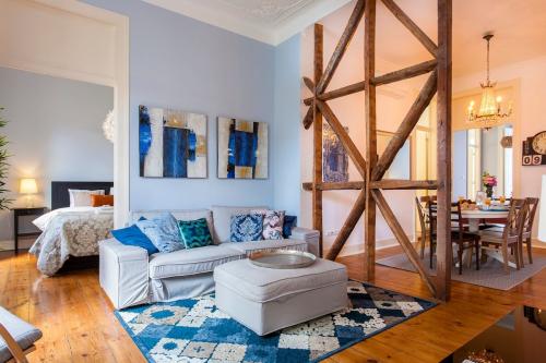 Bairro Alto 3 Bedroom Patio House!! Great WI-FI!