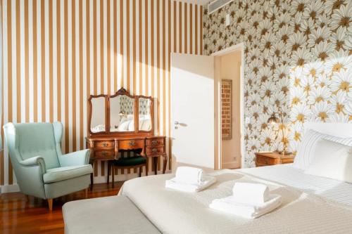 Chiado Glamorous flat! FREE PARK! Great WI-FI!