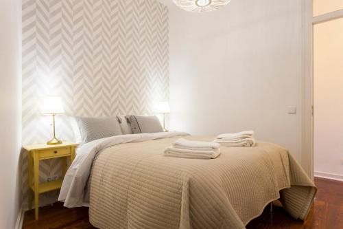 Bairro Alto 3Bdr TOP viewpoint flat! Great WI-FI!