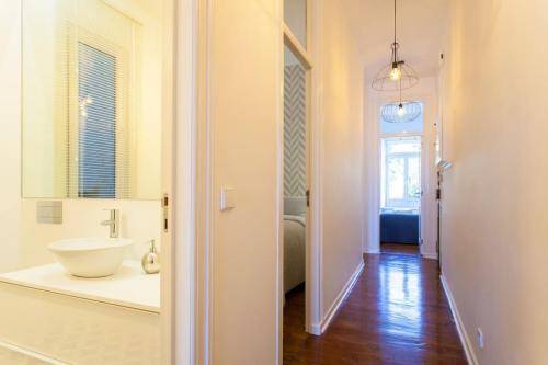 Bairro Alto 3Bdr TOP viewpoint flat! Great WI-FI!