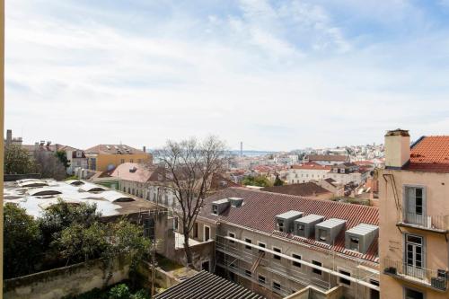 Bairro Alto 3Bdr TOP viewpoint flat! Great WI-FI!