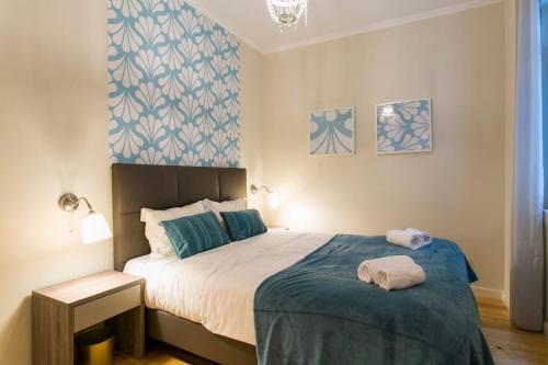 Awsome bedroom Horta (shared ap)