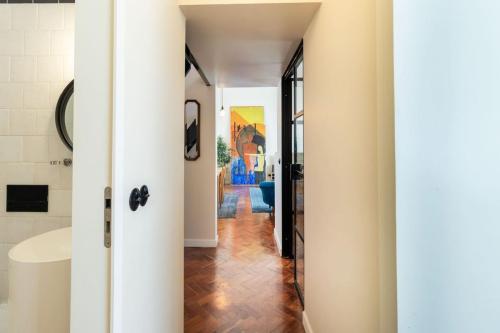 Amazing design duplex in the city center!