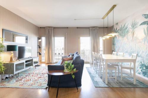 Modern 2bdr flat in the city’s heart!