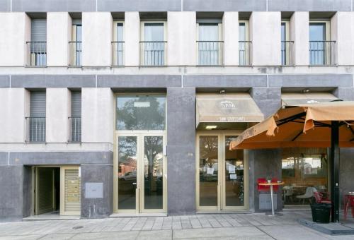 Modern 2bdr flat in the city’s heart!