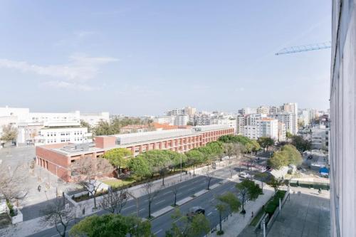 Modern 2bdr flat in the city’s heart!