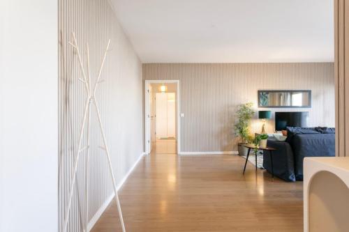 Modern 2bdr flat in the city’s heart!
