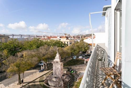Cozy 1bdr penthouse w/balcony!