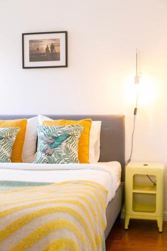 Cozy and bright 1bdr flat in typical neighborhood!