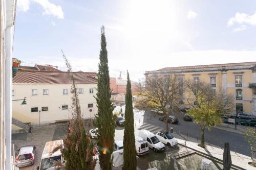 Cozy and bright 1bdr flat in typical neighborhood!